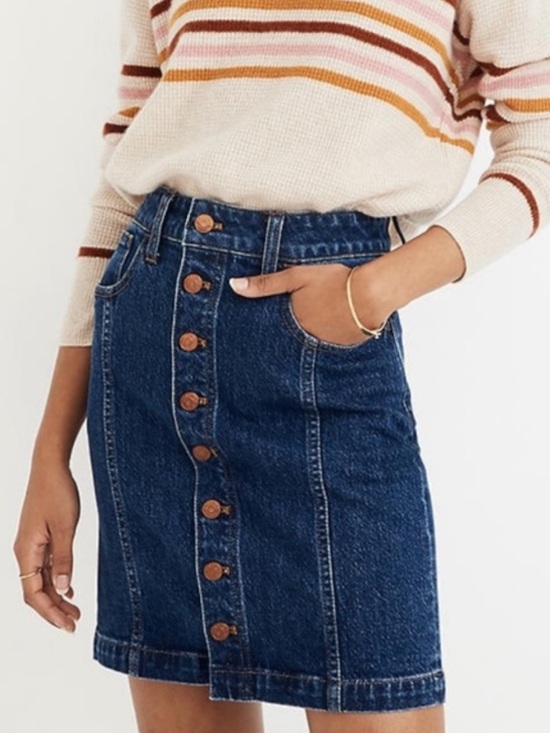 Madewell Dresses & Skirts - < Madewell Stretch Denim Button Front Straight Mini Skirt >